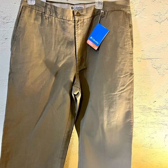 Columbia NWT ROC pants men’s outdoor business casual adventure athleisure